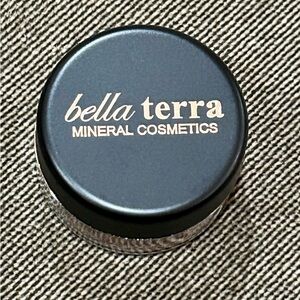 Bella Terra Mineral Cosmetics-Mineral Shimmer-Pinky-New Unopened